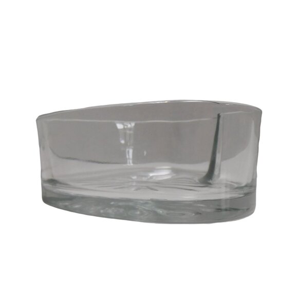 Glass Heart Shaped Bowl,Candy Dish 6"x5.5"x2.5" - Picture 4 of 6